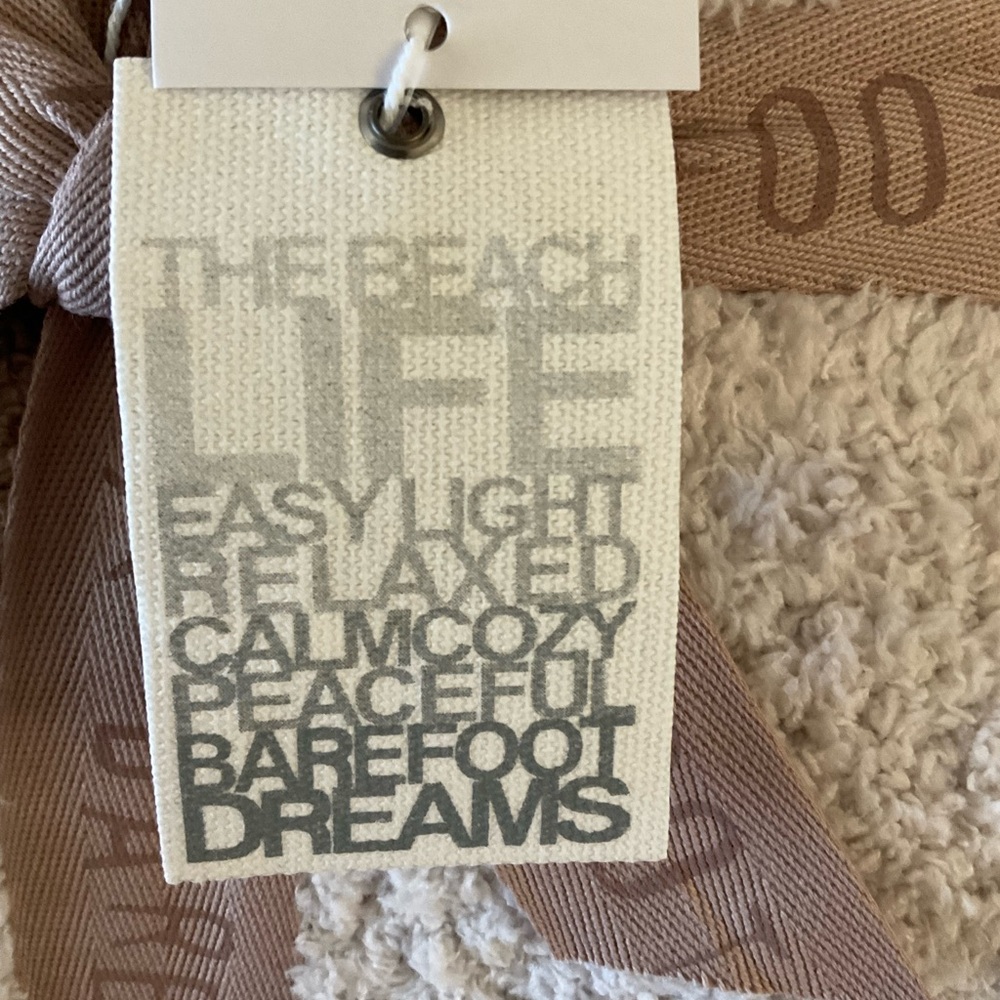 Barefoot Dreams NWT Cozy Chic Tile Check throw - Picture 4 of 5